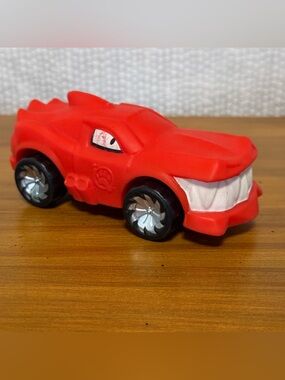 Heroes of Goo Jit Zu Goo Mobiles Burnout Blazagon  Red Car